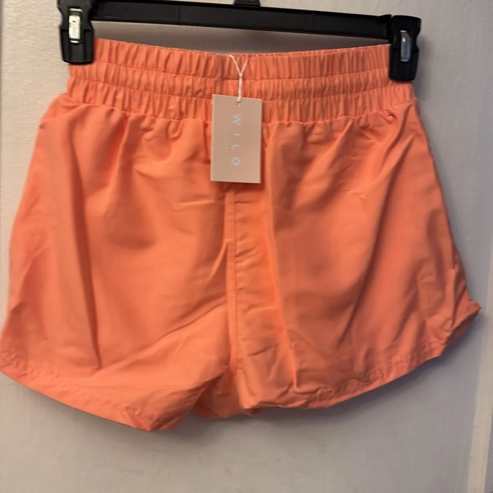 NWT Wilo 2 in 1 shorts size XL._2